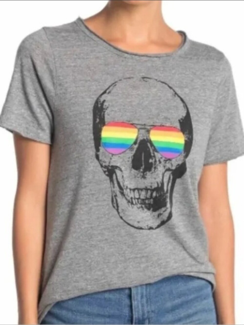 Chaser Gray Skull Tee with Rainbow Sunglasses Size L